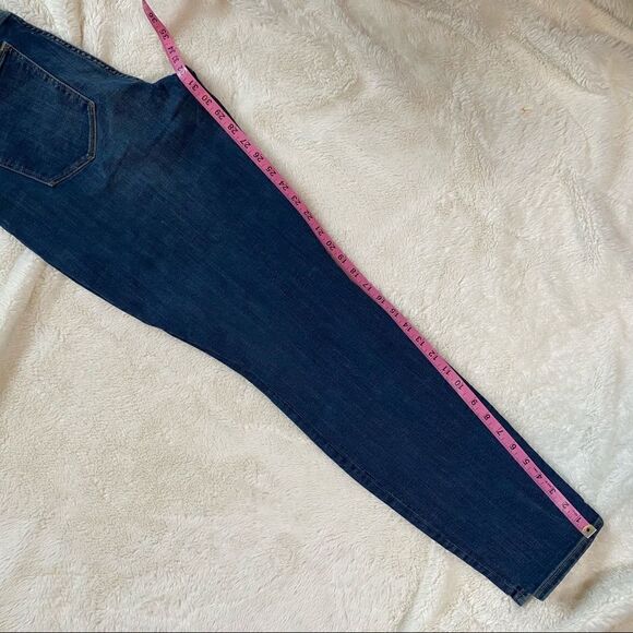 Gap 1969 Midrise Curvy True Skinny 33 Tall Jeans. NWT. - Picture 7 of 8